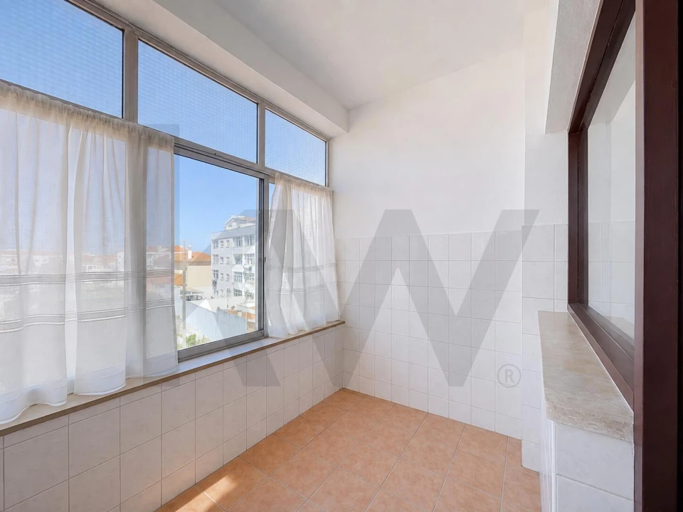 Apartamento T2 para Venda em Peniche Foto 10
