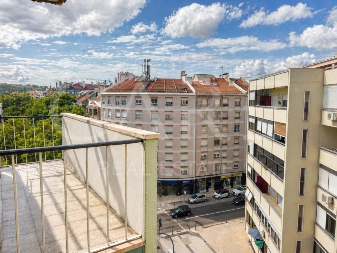 Apartamento T3 para Venda em São Domingos de Benfica Foto 20
