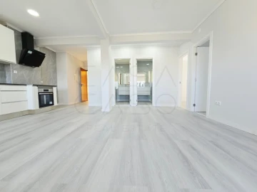 Apartamento T2 para Venda em Setubal (São Sebastião)
