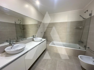 Apartamento T3 para Venda em Bustos, Troviscal e Mamarrosa