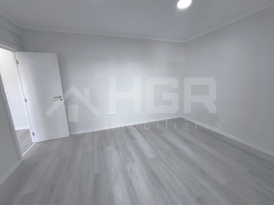 Apartamento T2 para Venda em Setubal (São Sebastião) Foto 28