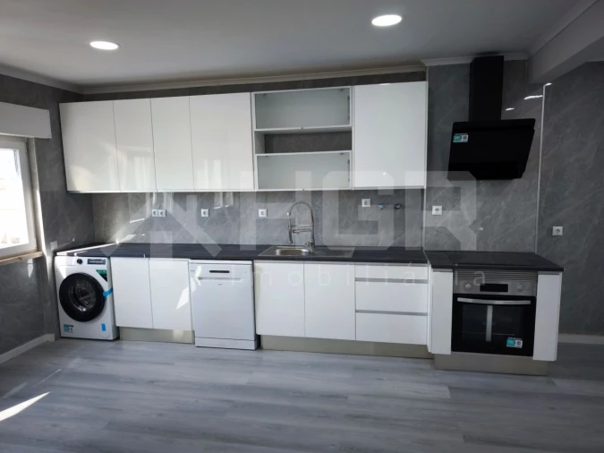 Apartamento T2 para Venda em Setubal (São Sebastião) Foto 8