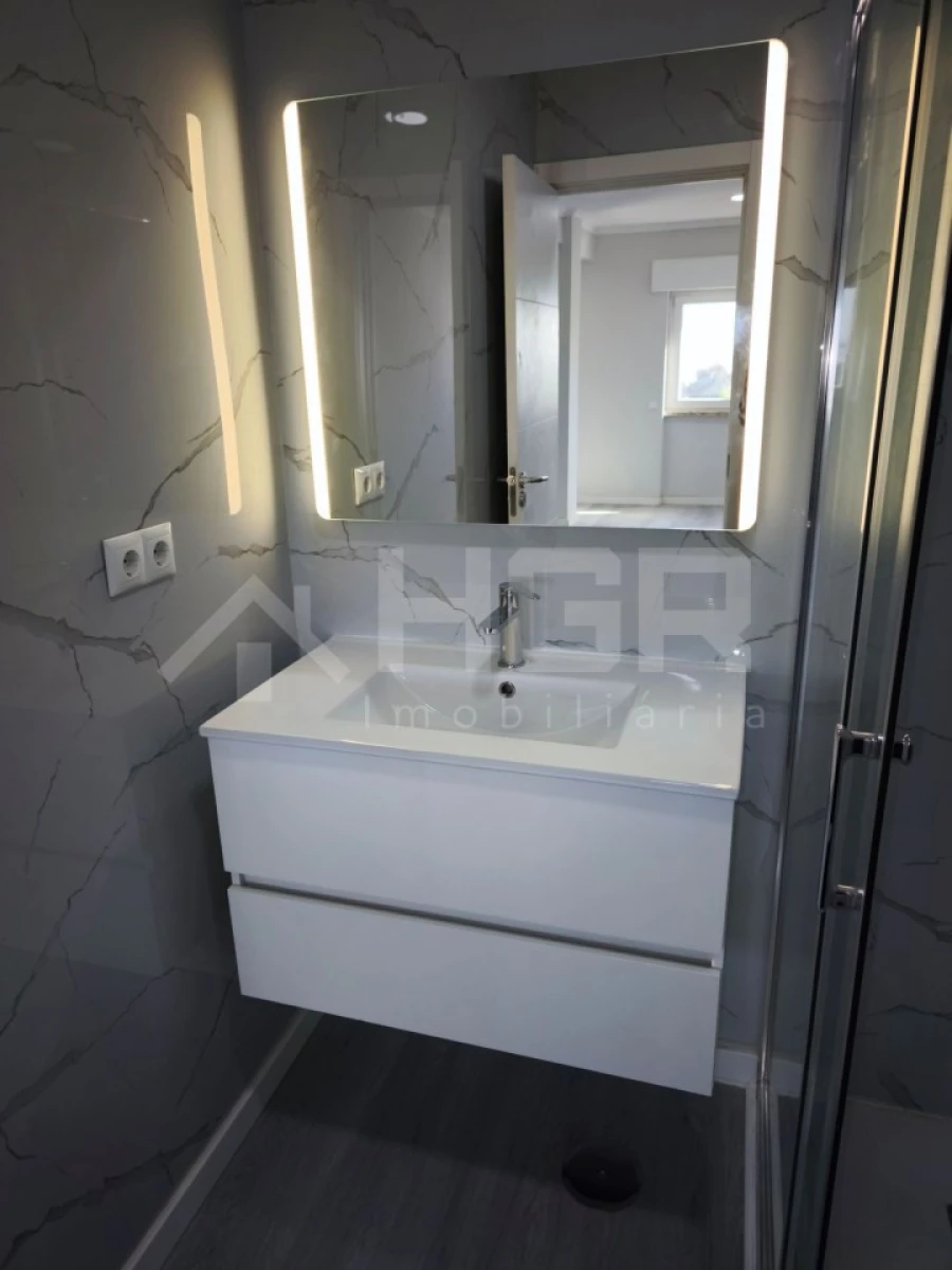 Apartamento T2 para Venda em Setubal (São Sebastião) Foto 19