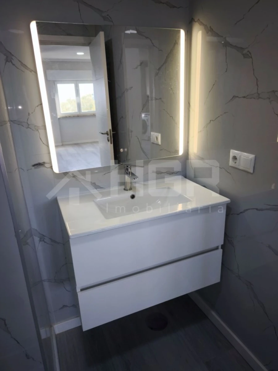 Apartamento T2 para Venda em Setubal (São Sebastião) Foto 22