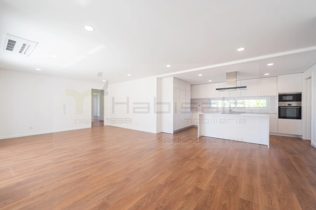 Apartamento T3 para Venda em Alcabideche Foto 1