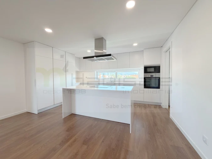 Apartamento T3 para Venda em Alcabideche Foto 8