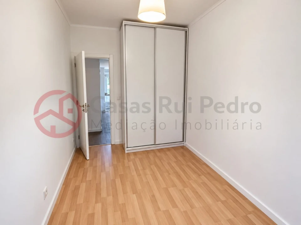 Apartamento T2 para Venda em Barreiro e Lavradio Foto 6