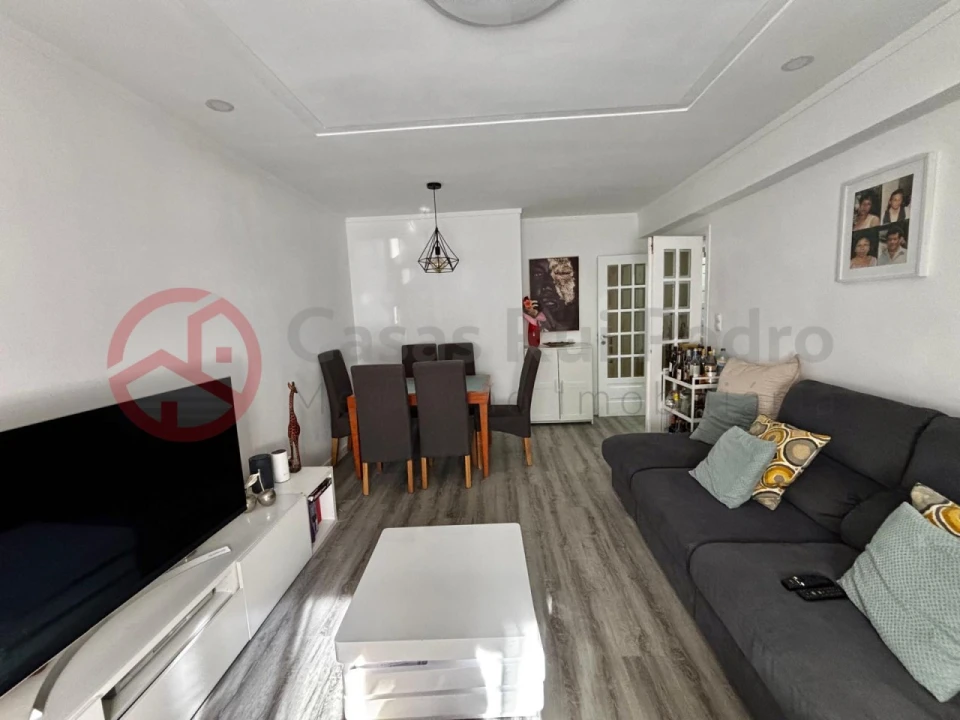 Apartamento T2 para Venda em Corroios Foto 3