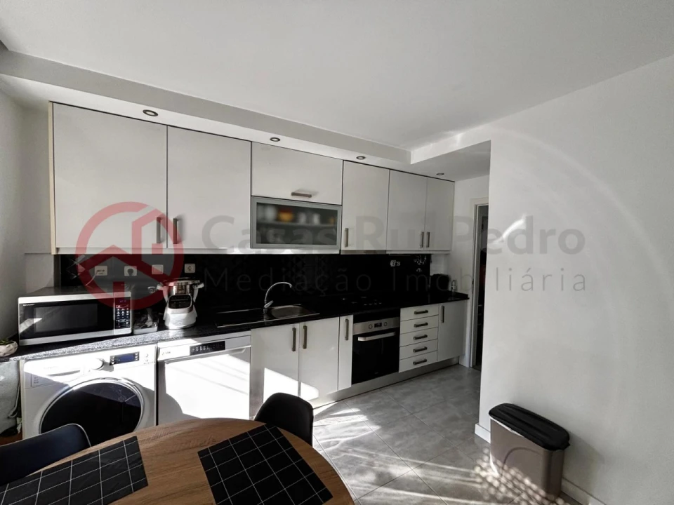Apartamento T2 para Venda em Corroios Foto 7