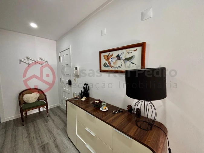 Apartamento T2 para Venda em Corroios Foto 9
