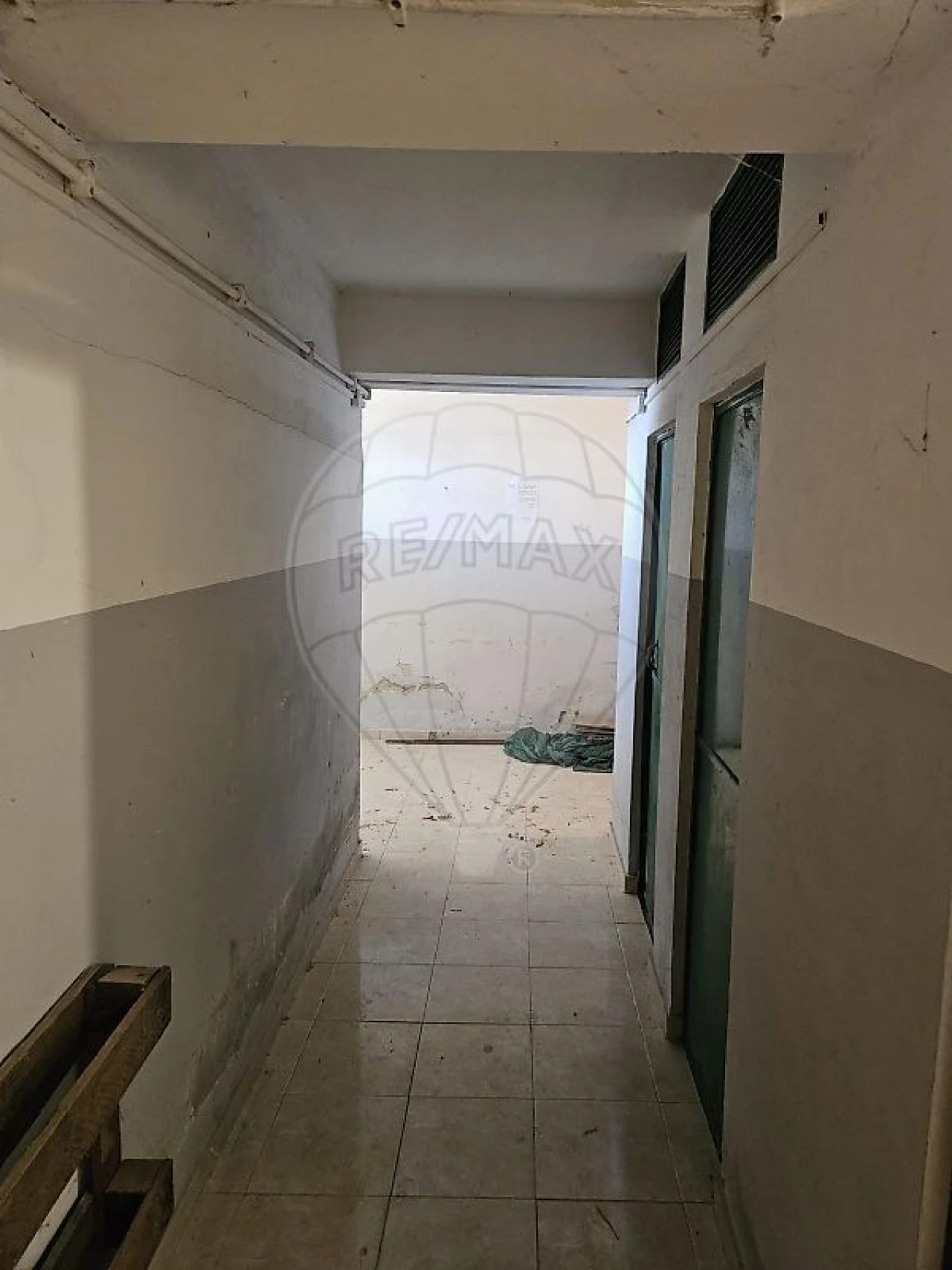 Armazém para Venda em União das Freguesias de Setúbal Foto 2
