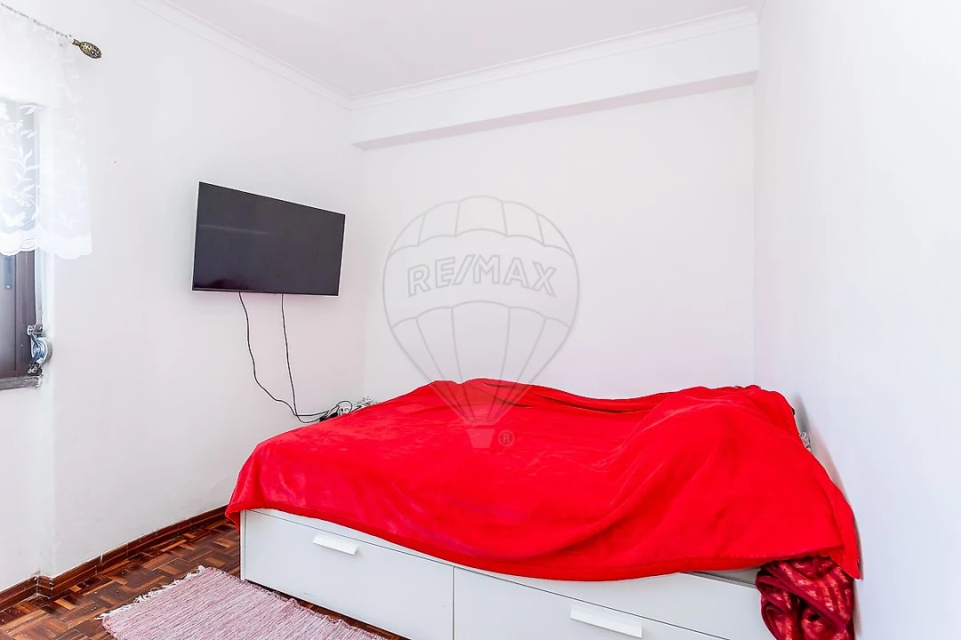 Apartamento T3 para Venda em Ramada e Caneças Foto 5