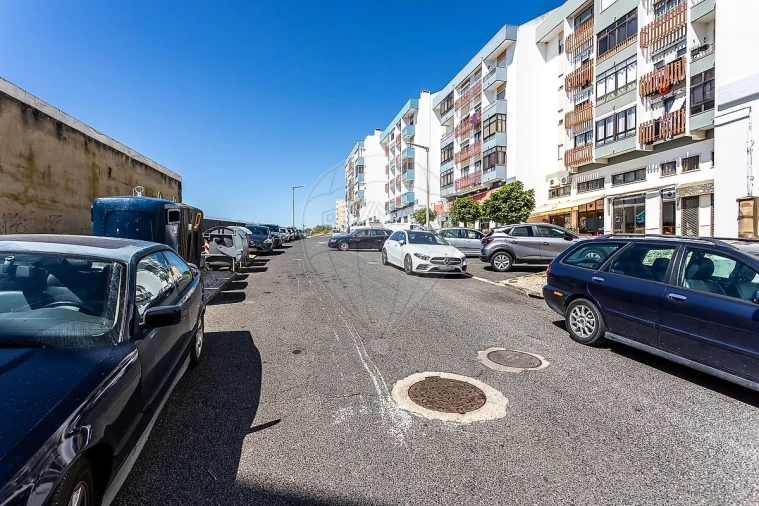 Apartamento T3 para Venda em Ramada e Caneças Foto 21
