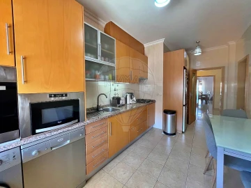 Apartamento T3 para Venda em Marvila, Ribeira Santarém, São Salvador, São Nicolau