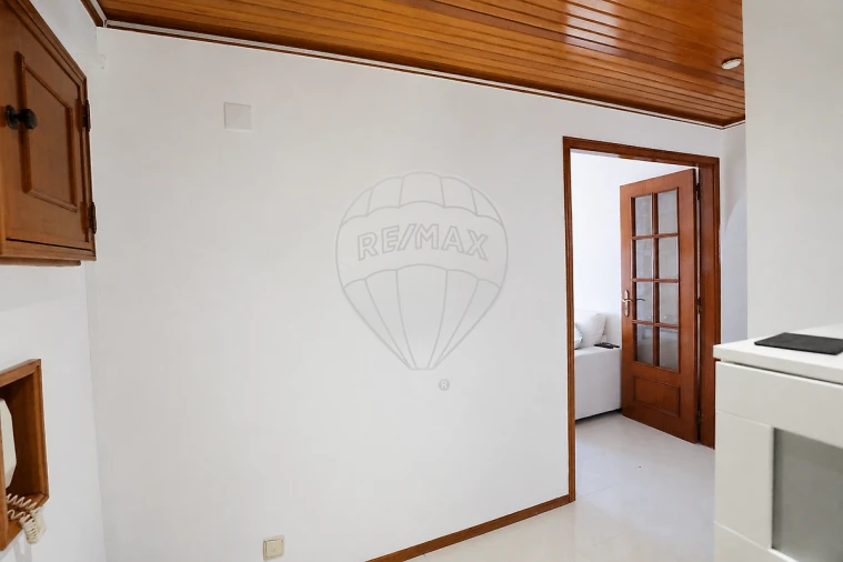 Apartamento T2 para Venda em Agualva e Mira-Sintra Foto 5