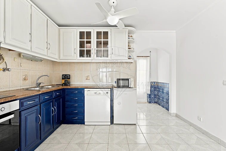 Apartamento T2 para Venda em Lourinhã e Atalaia Foto 10