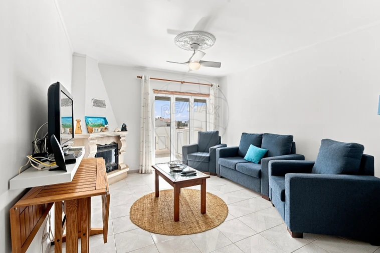Apartamento T2 para Venda em Lourinhã e Atalaia Foto 2