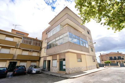 Apartamento T2 para Venda em Alhandra, São João dos Montes e Calhandriz