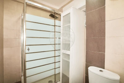 Apartamento T2 para Venda em Alhandra, São João dos Montes e Calhandriz