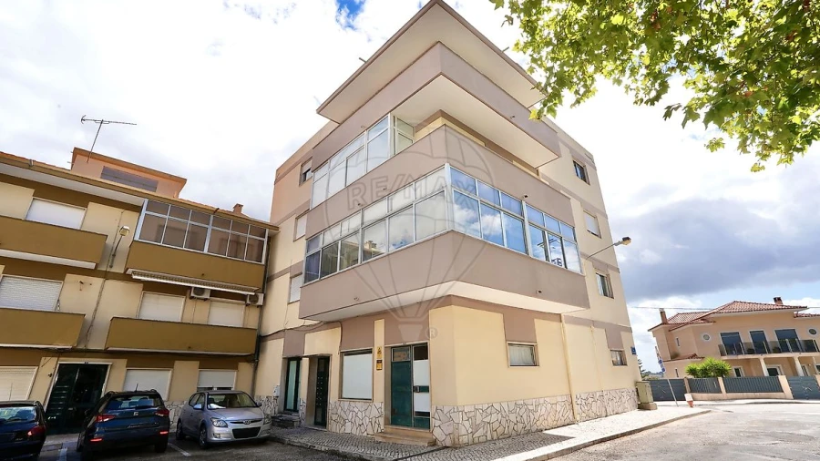 Apartamento T2 para Venda em Alhandra, São João dos Montes e Calhandriz