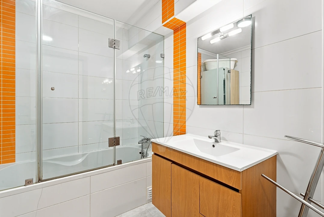 Apartamento T3 para Venda em Santa Maria, São Pedro e Matacães Foto 25