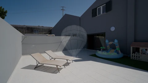 Apartamento T3 para Venda em Santa Maria, São Pedro e Matacães