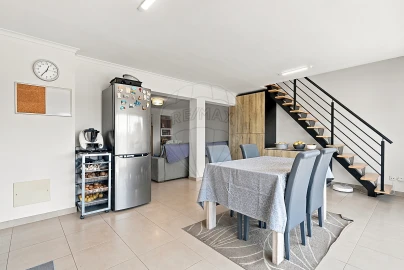 Apartamento T3 para Venda em Santa Maria, São Pedro e Matacães