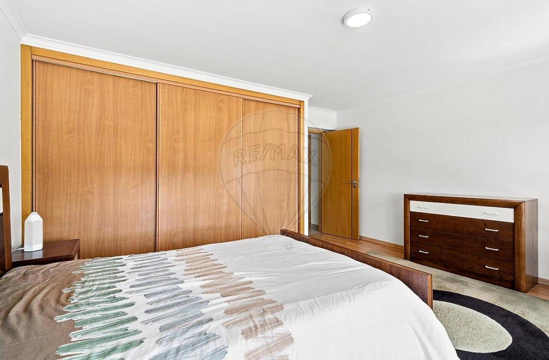 Apartamento T3 para Venda em Santa Maria, São Pedro e Matacães Foto 23