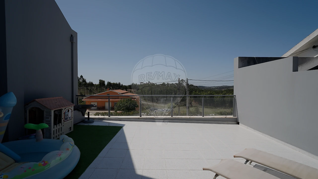 Apartamento T3 para Venda em Santa Maria, São Pedro e Matacães Foto 1