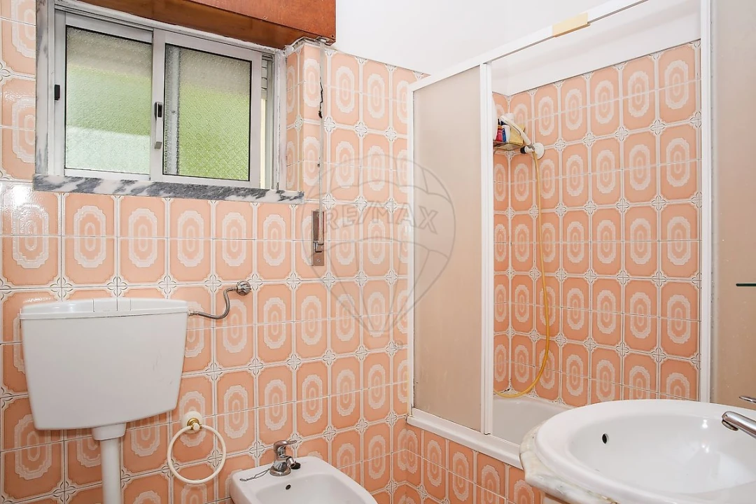 Apartamento T3 para Venda em Carregado e Cadafais Foto 22
