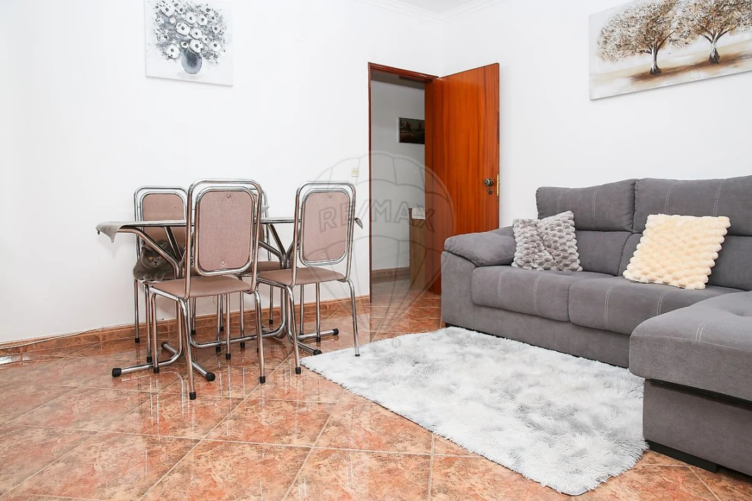 Apartamento T3 para Venda em Carregado e Cadafais Foto 7