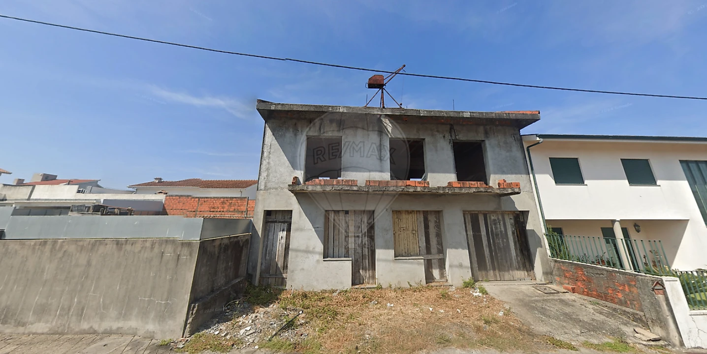 Terreno para Venda em Coronado (São Romão e São Mamede) Foto 1