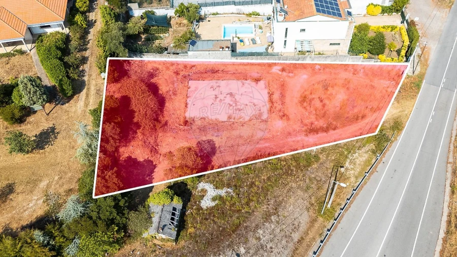 Terreno para Venda em Aguiar de Sousa Foto 8