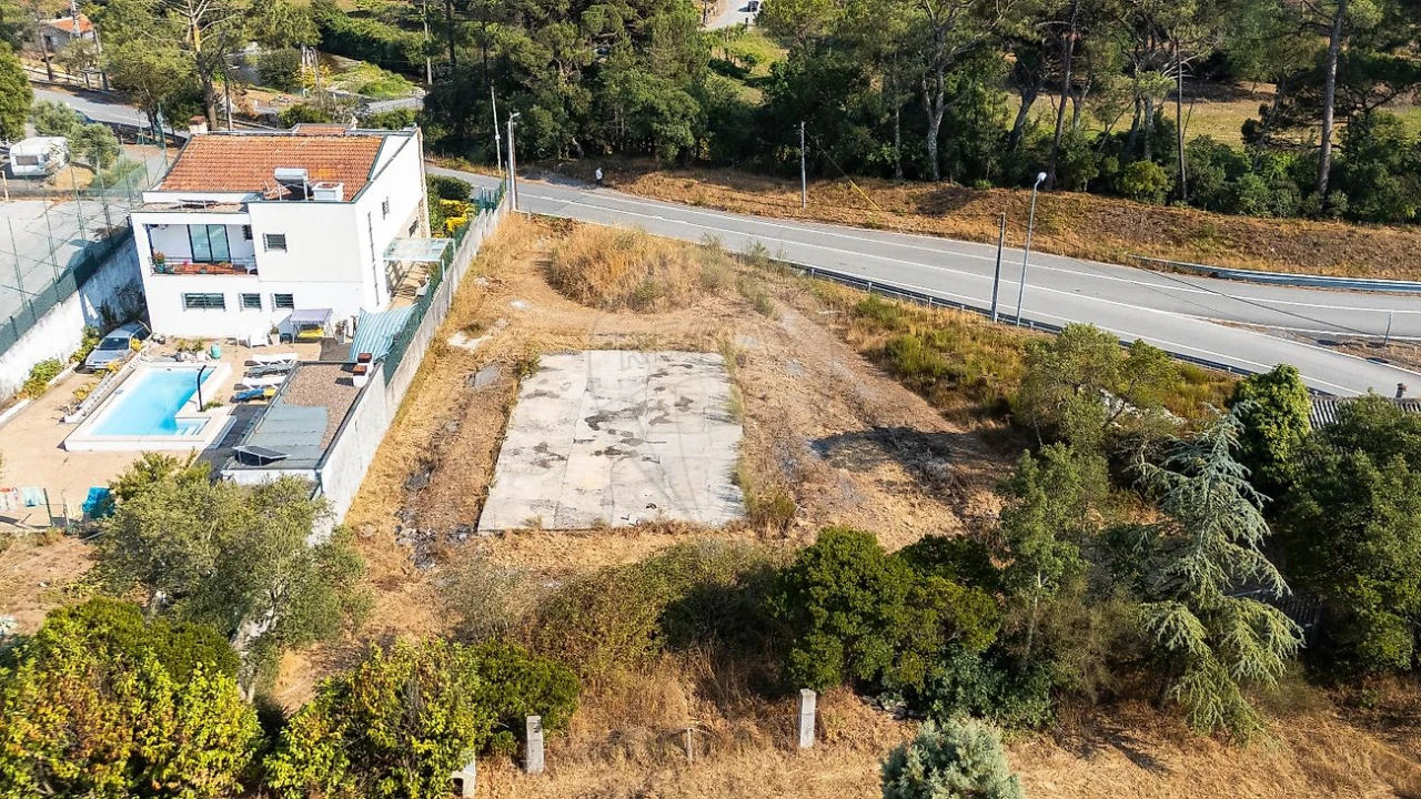 Terreno para Venda em Aguiar de Sousa Foto 5