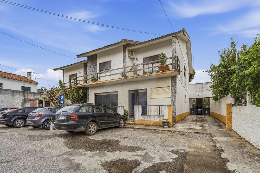 Moradia T3 para Venda em Golegã Foto 36
