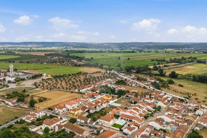 Moradia T3 para Venda em Golegã