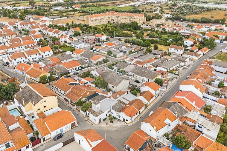 Moradia T3 para Venda em Golegã Foto 3