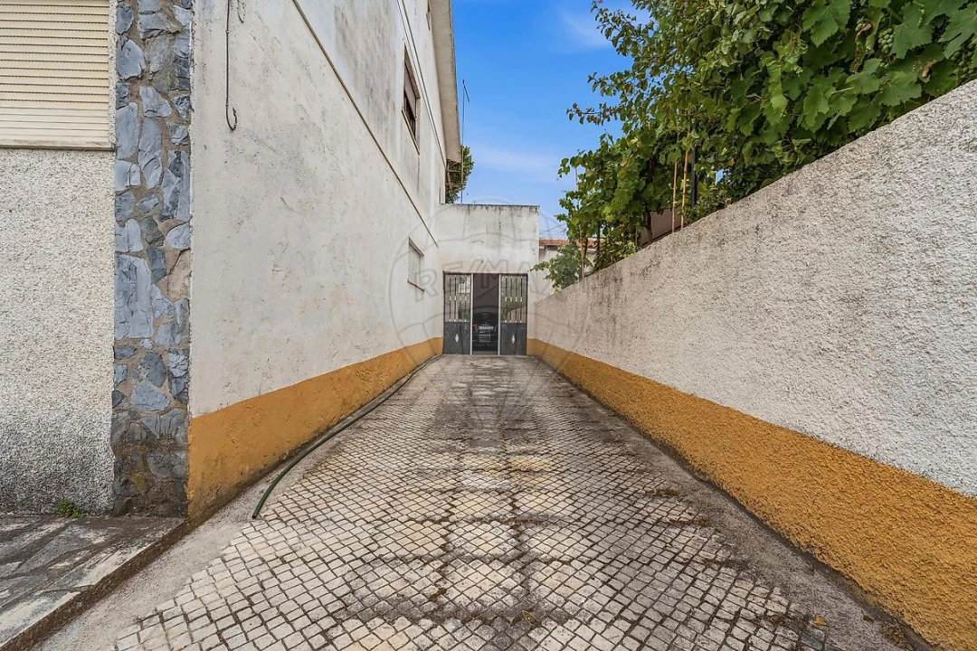 Moradia T3 para Venda em Golegã Foto 33