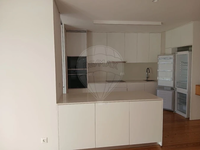 Apartamento T2 para Arrendamento em Campanhã Foto 11