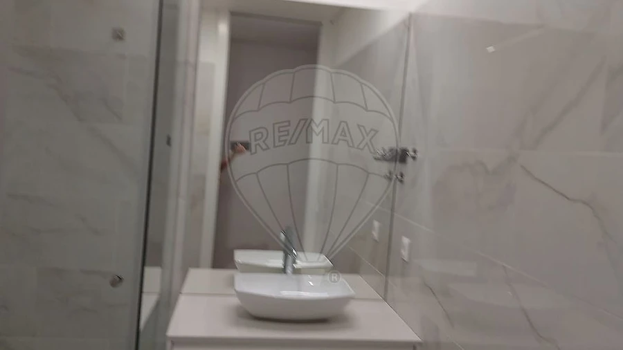 Apartamento T2 para Arrendamento em Campanhã