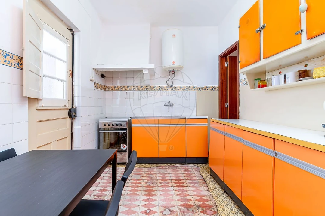 Apartamento T1 para Venda em Caparica e Trafaria Foto 9