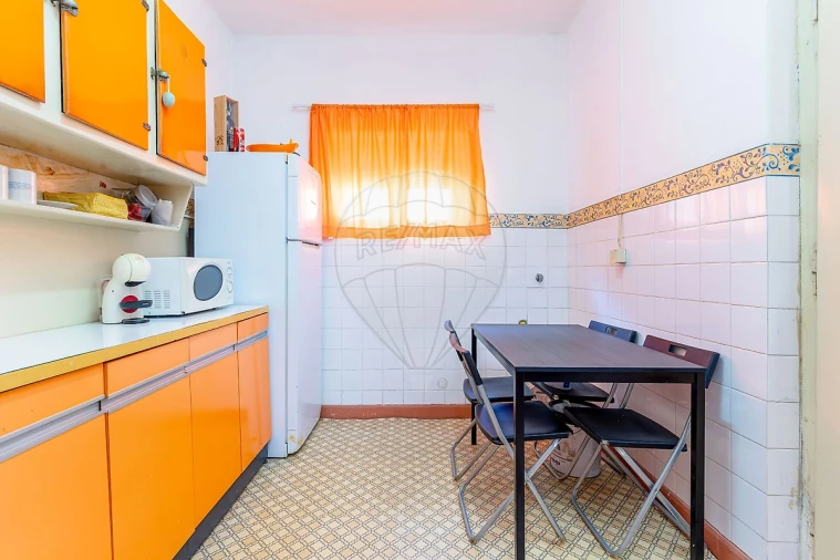 Apartamento T1 para Venda em Caparica e Trafaria Foto 8
