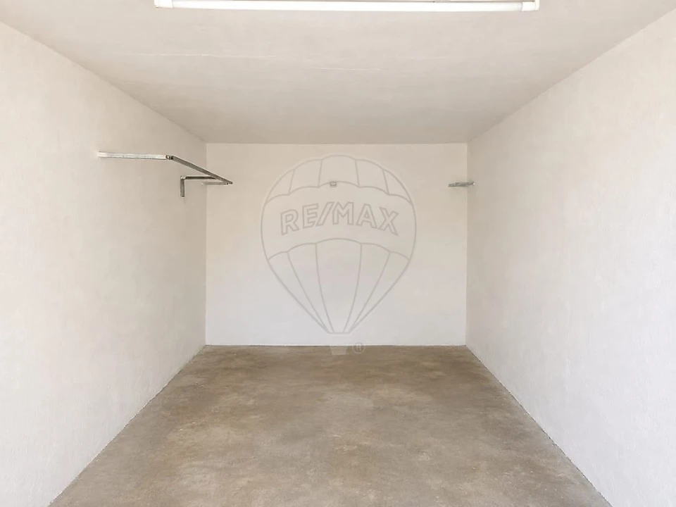 Apartamento T2 para Arrendamento em Almargem do Bispo, Pêro Pinheiro e Montelavar Foto 7