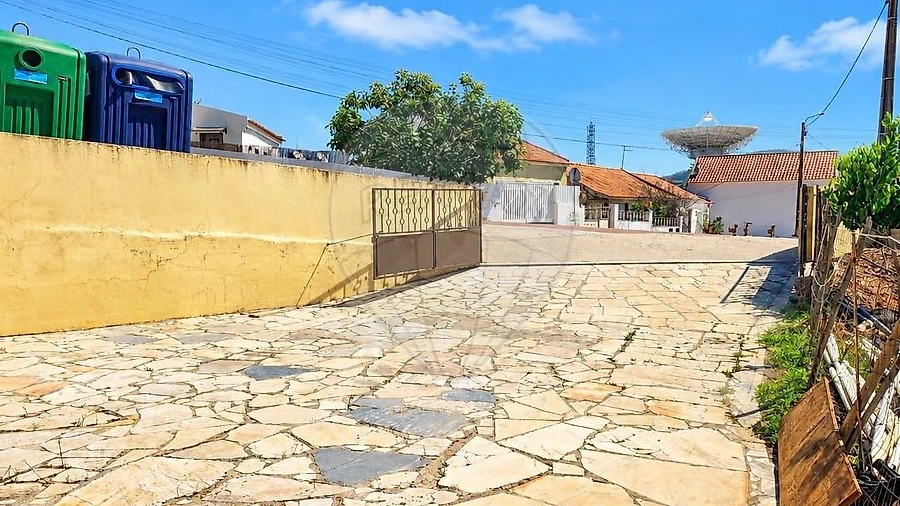 Apartamento T2 para Arrendamento em Almargem do Bispo, Pêro Pinheiro e Montelavar