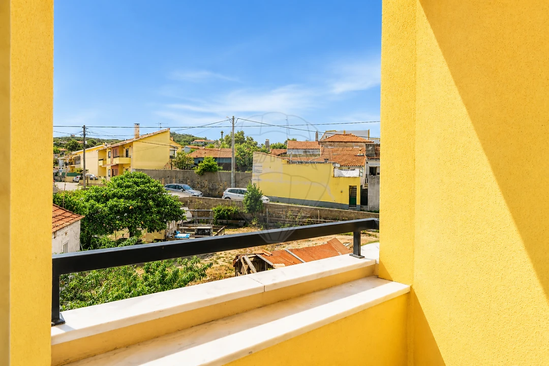 Apartamento T3 para Arrendamento em Almargem do Bispo, Pêro Pinheiro e Montelavar Foto 25