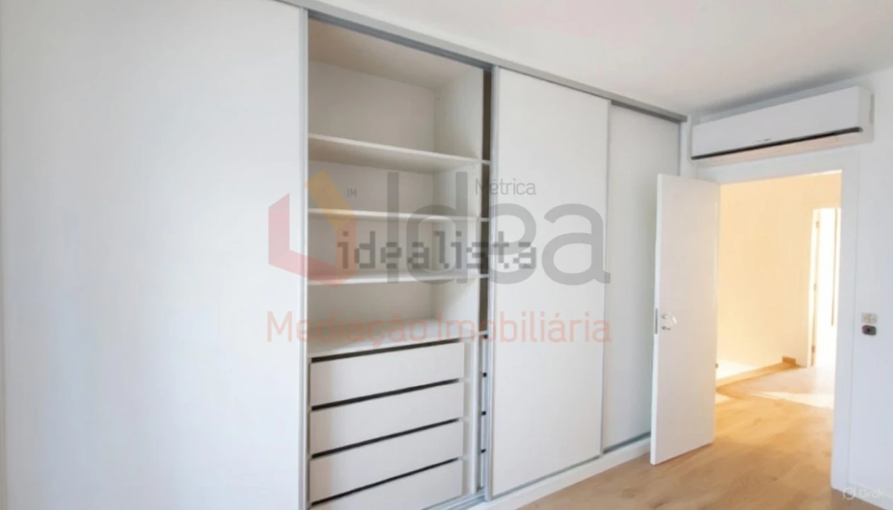 Apartamento T3 para Venda em Amora Foto 1