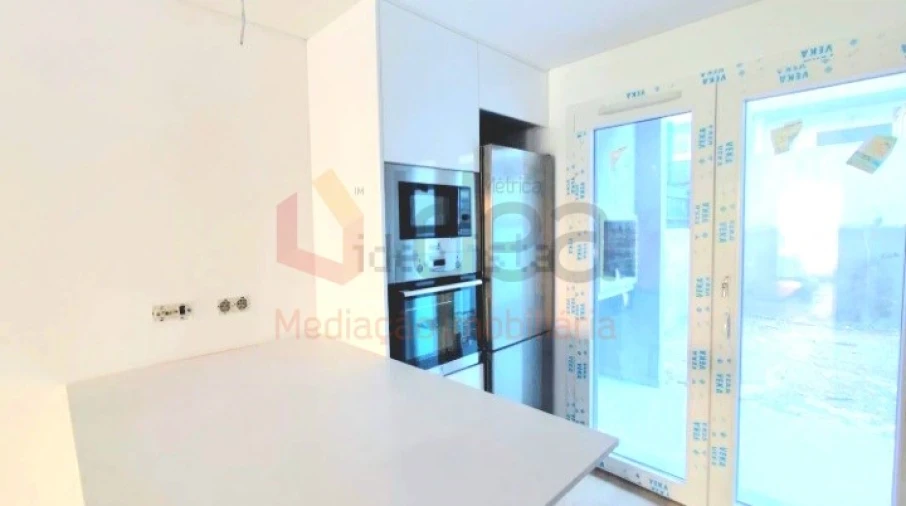 Apartamento T3 para Venda em Amora Foto 3