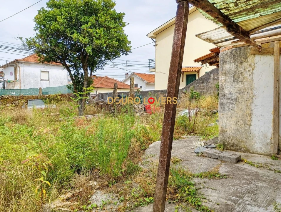 Terreno para Venda em Fânzeres e São Pedro da Cova Foto 4
