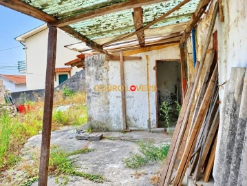Terreno para Venda em Fânzeres e São Pedro da Cova