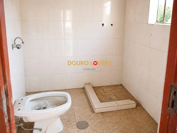 Terreno para Venda em Fânzeres e São Pedro da Cova Foto 15